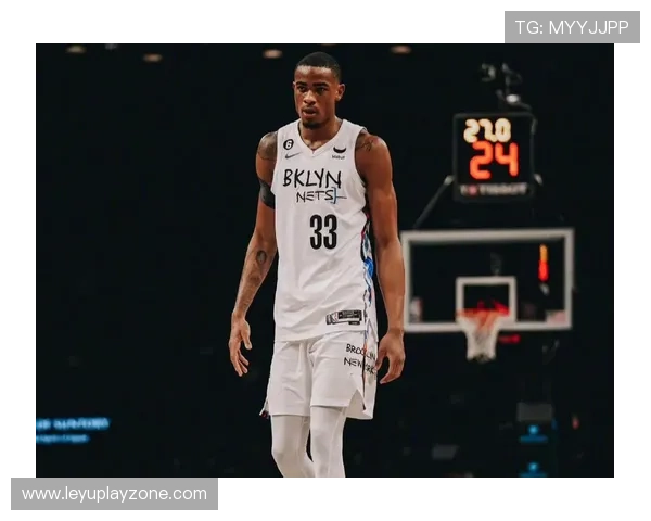 克拉克斯顿交易传闻四起，多队询价篮网中锋